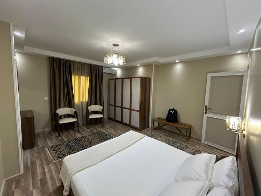Skyline Luxury Suites 5 Mins From Cairo Airport Bagian luar foto