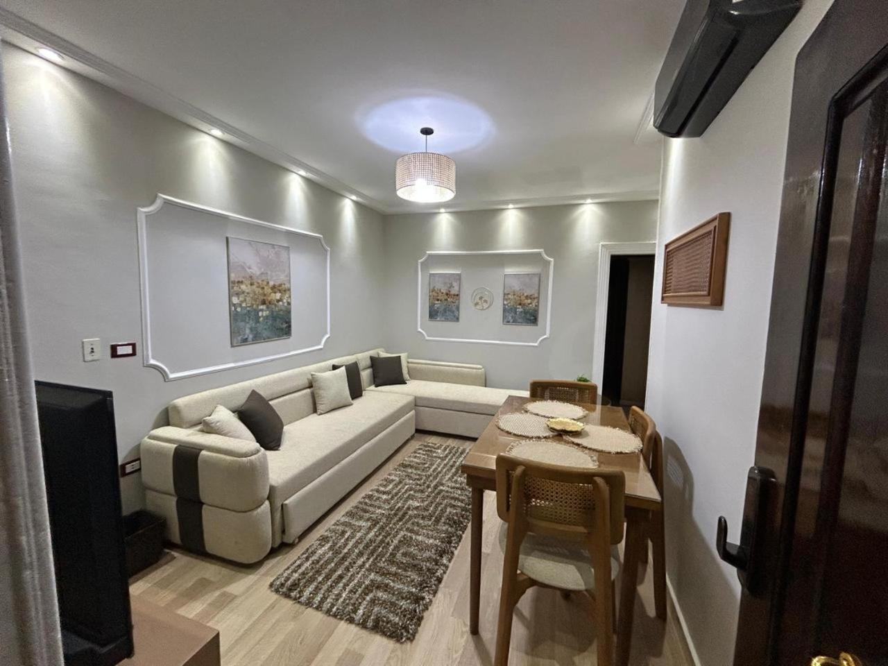 Skyline Luxury Suites 5 Mins From Cairo Airport Bagian luar foto